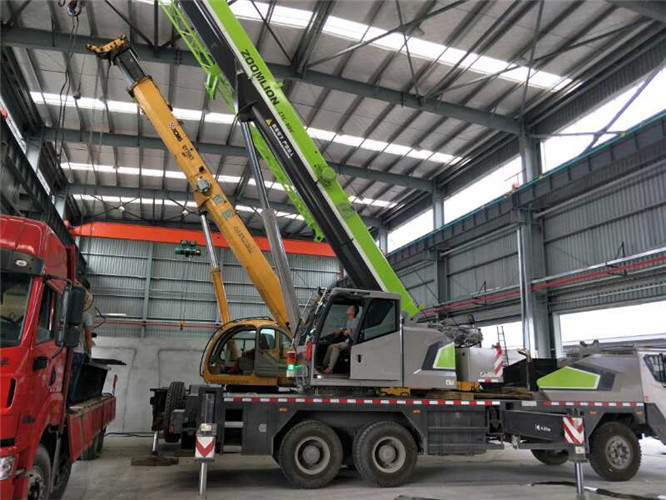 勃利县高空车出租需要注意哪些安全事项？